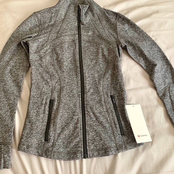 🔴 SOLD 🔴 - Lululemon Define Jacket - NWT - Picture 3 of 6